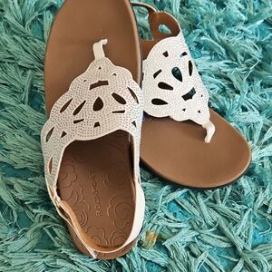 nwot womens sz 8.5 white blinged sandals